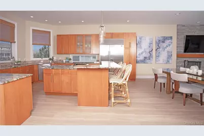 825 Dune Road, Westhampton Beach, NY 11978 - Photo 12