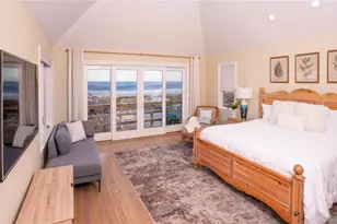 825 Dune Rd, Westhampton Beach, NY 11978 - Photo 28