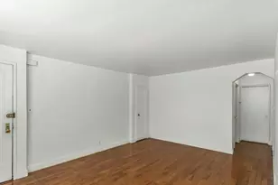 35-42 205th St, Bayside, NY 11361 - Photo 4