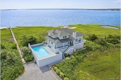 552 Dune Road, Westhampton, NY 11977 - Photo 2