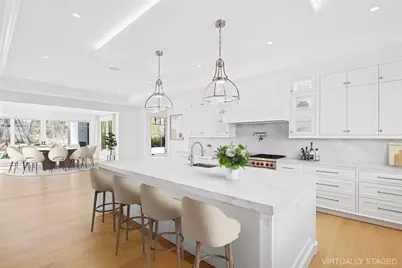 25 Fresh Pond Road, Mott Haven, NY 11963 - Photo 8