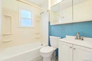 330 Irving St, Central Islip, NY 11722 - Photo 6