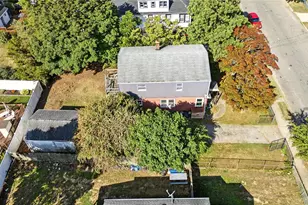 330 Irving St, Central Islip, NY 11722 - Photo 18