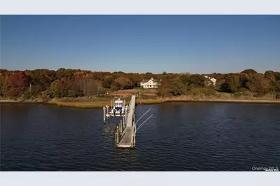 22 Old Neck Road S, Center Moriches, NY 11934 - Photo 42