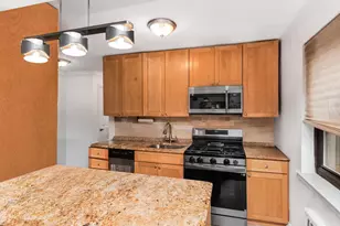 60 White Oak St, New Rochelle, NY 10801 - Photo 8