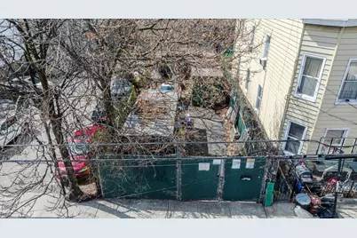 1667 Hunt Avenue, Bronx, NY 10462 - Photo 2