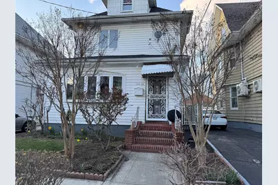 10237 90th Avenue, Richmond Hill, NY 11418 - Photo 2
