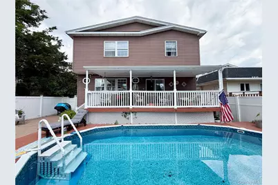 55 Willow Lane, Lindenhurst, NY 11757 - Photo 4