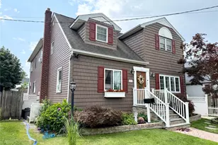 55 Willow Ln, Lindenhurst, NY 11757 - Photo 28