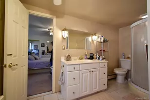 55 Willow Ln, Lindenhurst, NY 11757 - Photo 22