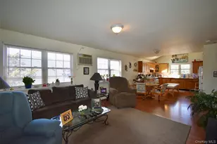 55 Willow Ln, Lindenhurst, NY 11757 - Photo 24