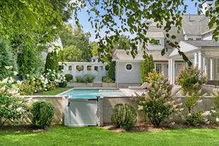 9 Elm Ave, Larchmont, NY 10538 - Photo 4