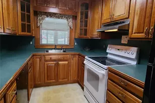 493 Old Taylor Rd, Jeffersonville, NY 12748 - Photo 14