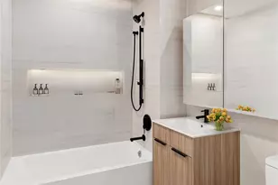 20-08 Steinway St, Astoria, NY 11105 - Photo 6