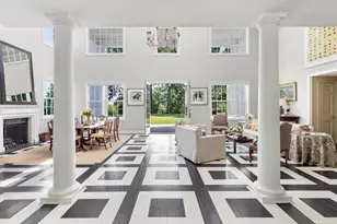 211 Sunset Rd, Syosset, NY 11771 - Photo 2