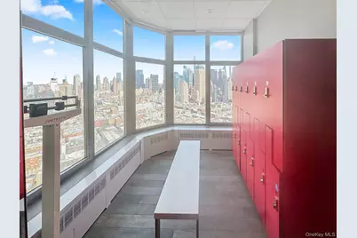 500 43 St W #21 E, New York, NY 10036 - Photo 10