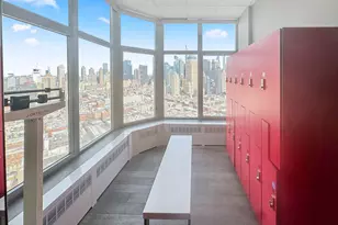 500 43 St W, New York, NY 10036 - Photo 10