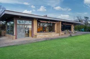 20 Martin Ct, Great Neck, NY 11024 - Photo 14