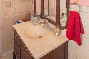 7 Merrick Ln, Spring Valley, NY 10977 - Photo 22