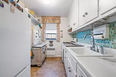 139-15 83rd Avenue #726, Briarwood, NY 11435 - Photo 10