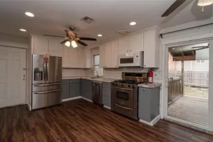 93 Tyler Ave, Sound Beach, NY 11789 - Photo 14