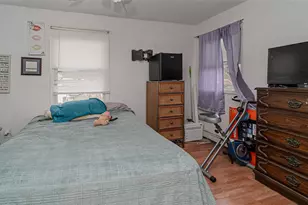 93 Tyler Ave, Sound Beach, NY 11789 - Photo 34