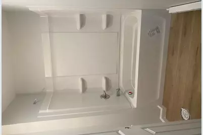 960 Violet Avenue #1, Hyde Park, NY 12538 - Photo 8