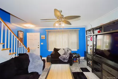 737 Tuckahoe Road #23, Yonkers, NY 10710 - Photo 2