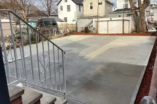 105-13 171st St, Jamaica, NY 11433 - Photo 20