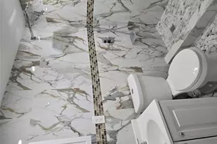 105-13 171st St, Jamaica, NY 11433 - Photo 18