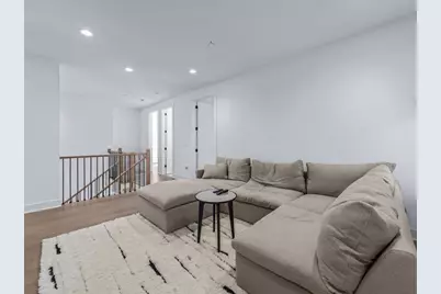 1 Sequoia Circle, Manhasset, NY 11030 - Photo 12