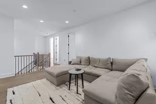 1 Sequoia Cir, Manhasset, NY 11030 - Photo 12