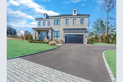 1 Sequoia Circle, Manhasset, NY 11030 - Photo 2