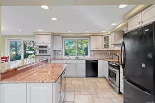 10 Devon Pl, Northport, NY 11768 - Photo 6