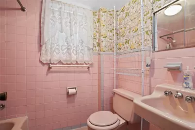 53-24 66 Street, Maspeth, NY 11378 - Photo 22