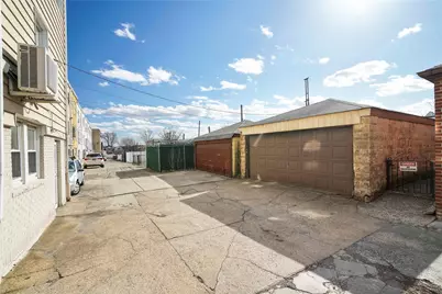 53-24 66 Street, Maspeth, NY 11378 - Photo 4