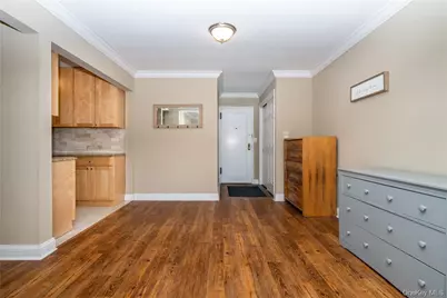 50 White Oak Street #3G, New Rochelle, NY 10801 - Photo 4