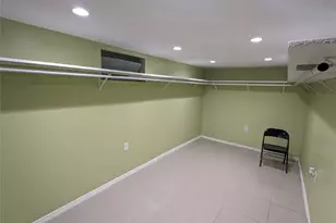 80-03 32nd Ave, East Elmhurst, NY 11370 - Photo 30