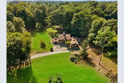 326 Bedford Center Road, Bedford Hills, NY 10506 - Photo 10