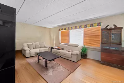 300D W 137 Street #D, New York, NY 10030 - Photo 2