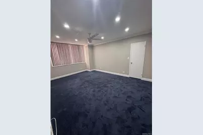 269-10 Grand Central Parkway #2C, Floral Park, NY 11005 - Photo 6