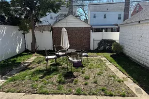 115-83 220th St, Cambria Heights, NY 11411 - Photo 6