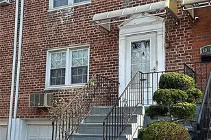 69-57 197th St, Fresh Meadows, NY 11365 - Photo 2