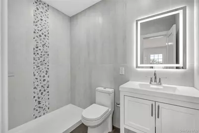 29 Sterling Place, Hempstead, NY 11550 - Photo 24