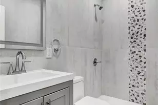 29 Sterling Pl, Hempstead, NY 11550 - Photo 8