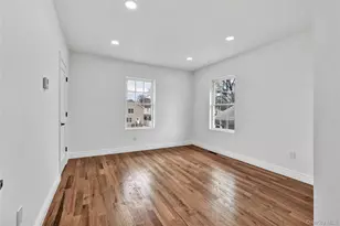 29 Sterling Pl, Hempstead, NY 11550 - Photo 22