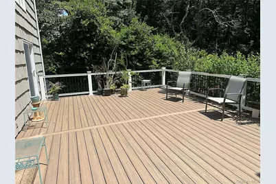 39 Cliff Road, Port Jefferson, NY 11777 - Photo 20