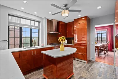 45 Pondfield Road W #4C, Bronxville, NY 10708 - Photo 10