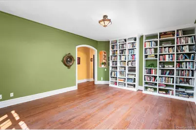 45 Pondfield Road W #4C, Bronxville, NY 10708 - Photo 6