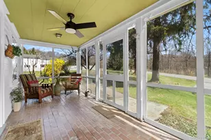 262 Cream St, Poughkeepsie, NY 12601 - Photo 14